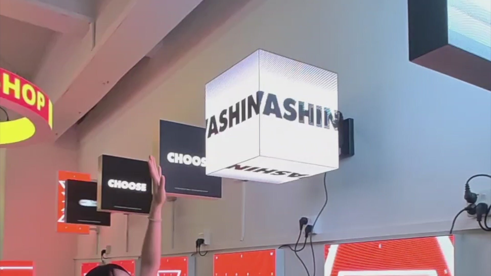 Cube Mounted 5-Sided Indoor Sign